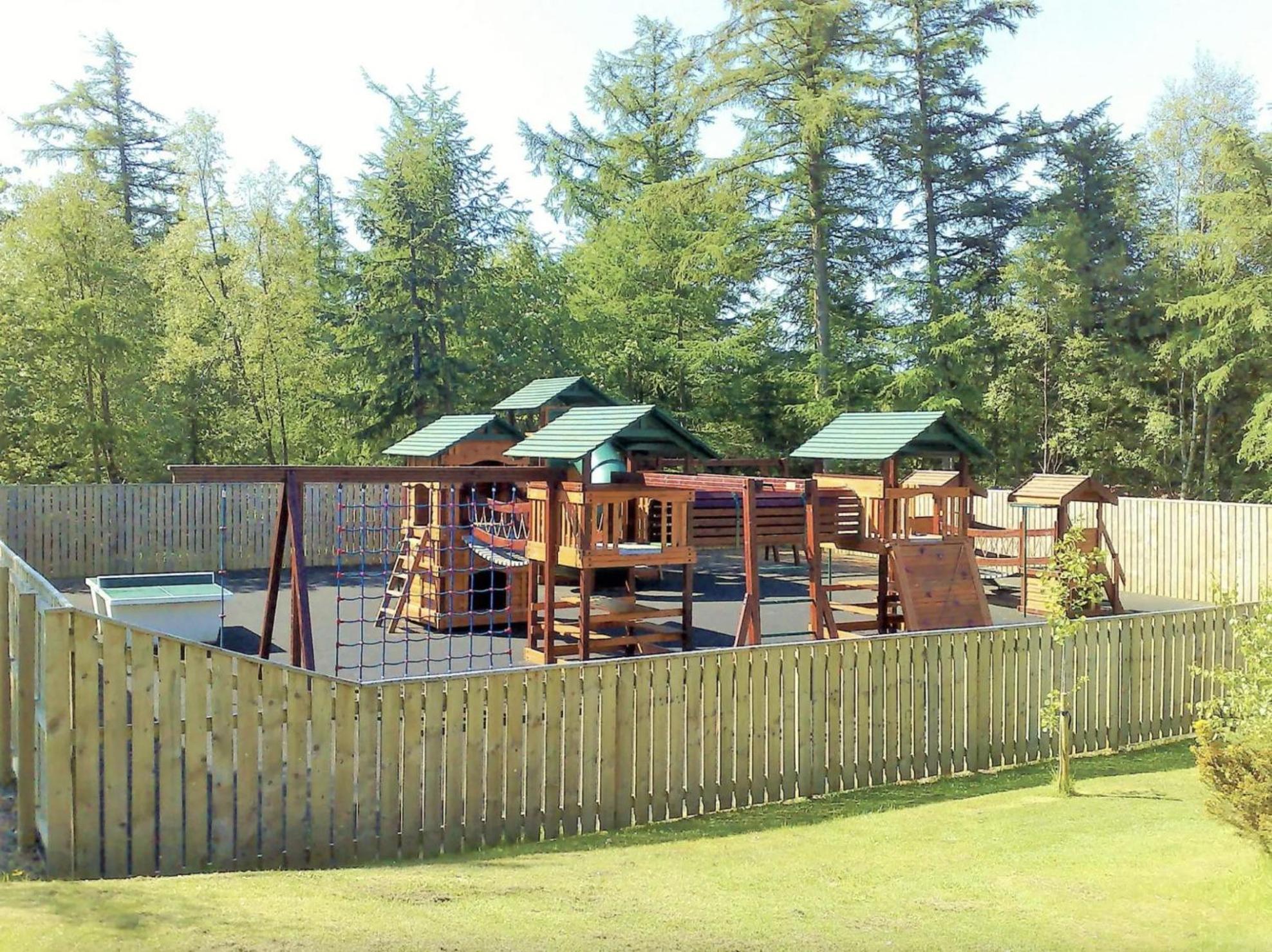 Holiday home Lovely Private Hot Tub With Free Golf