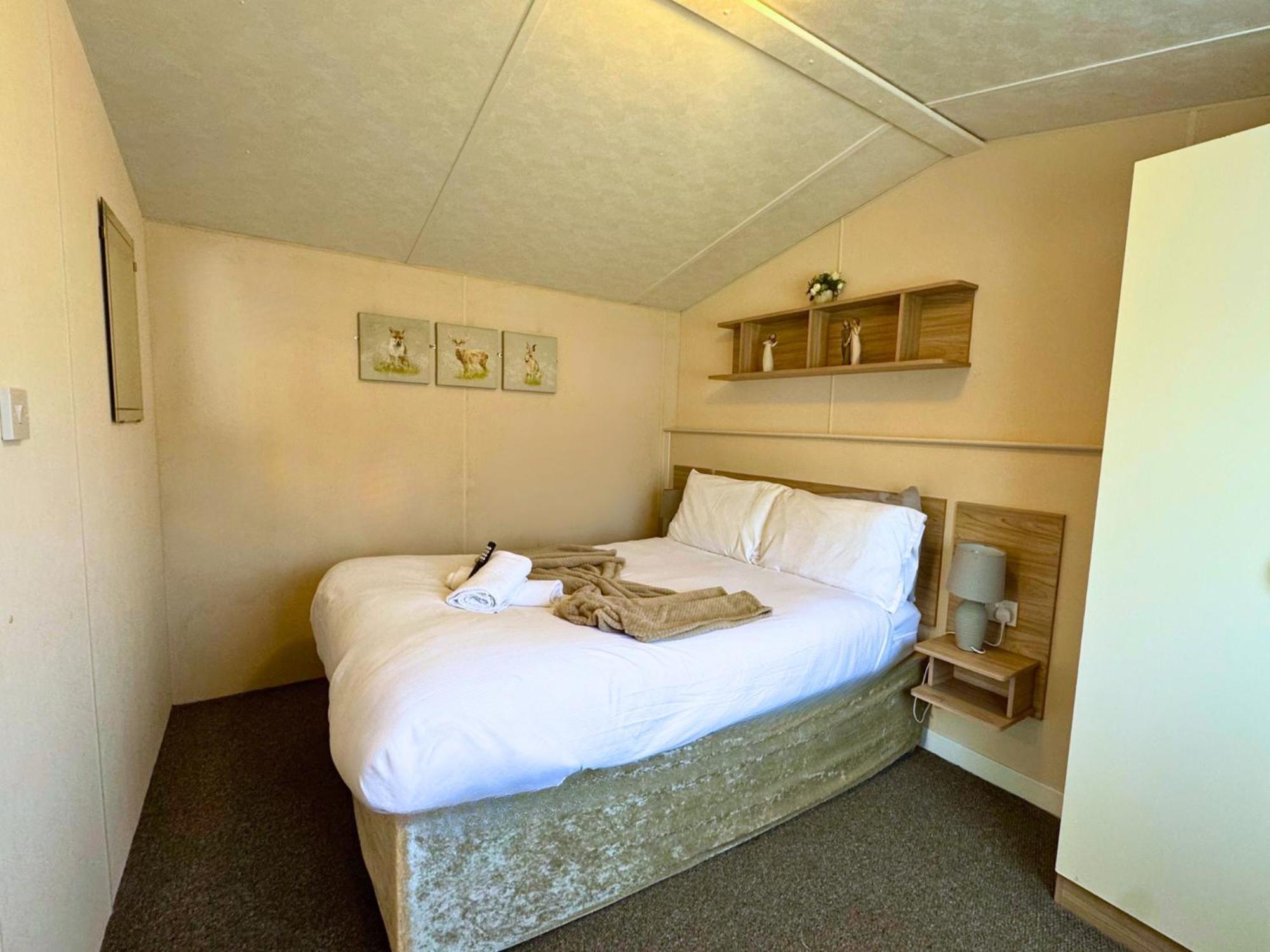 Lovely Private Hot Tub With Free Golf Holiday home *